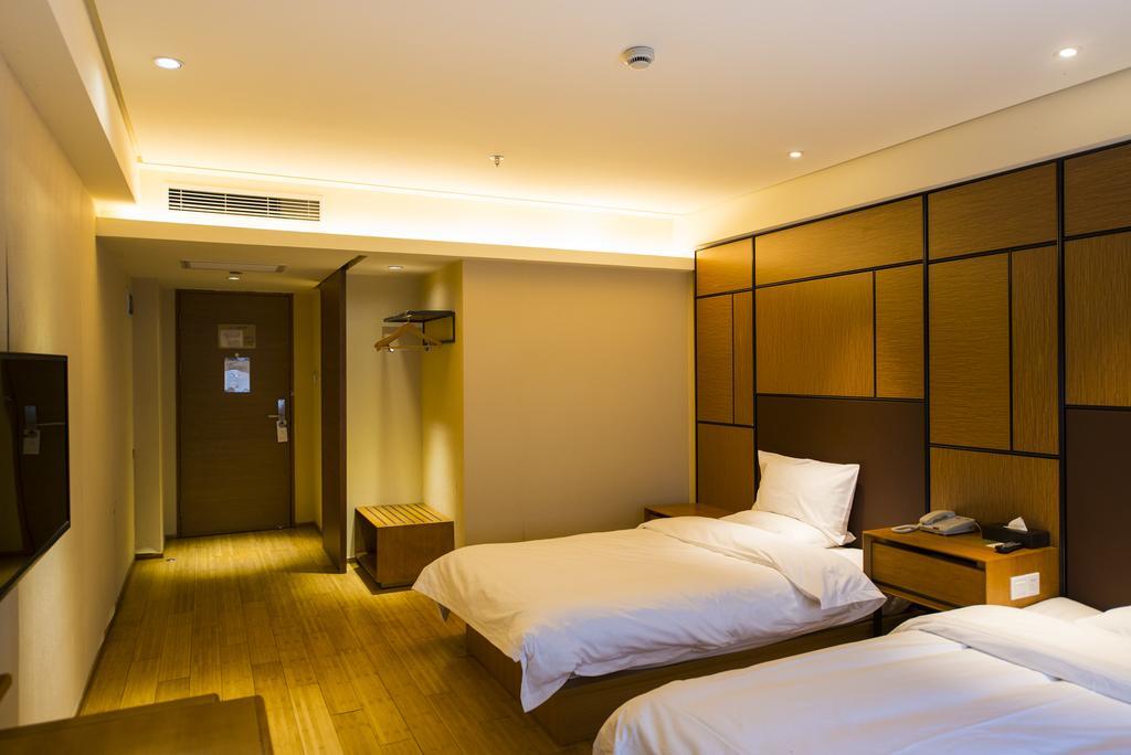 Ji Hotel Chengdu Chunxi Road Room photo